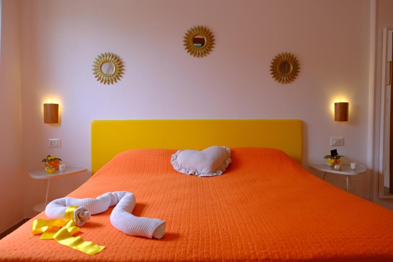 B&B Il Giardino Stellato เวียสเต ภายนอก รูปภาพ